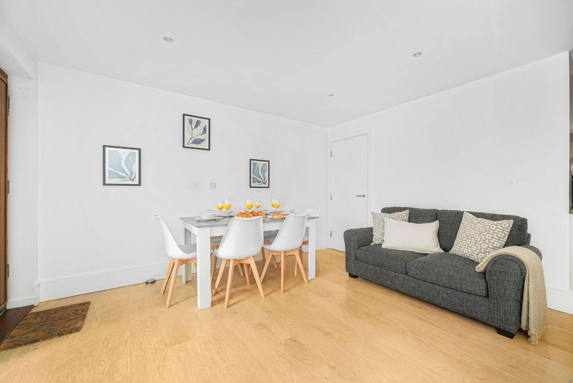King'S Cross - 2Br With Terrace - Cityapartmentstay Londres Exterior foto