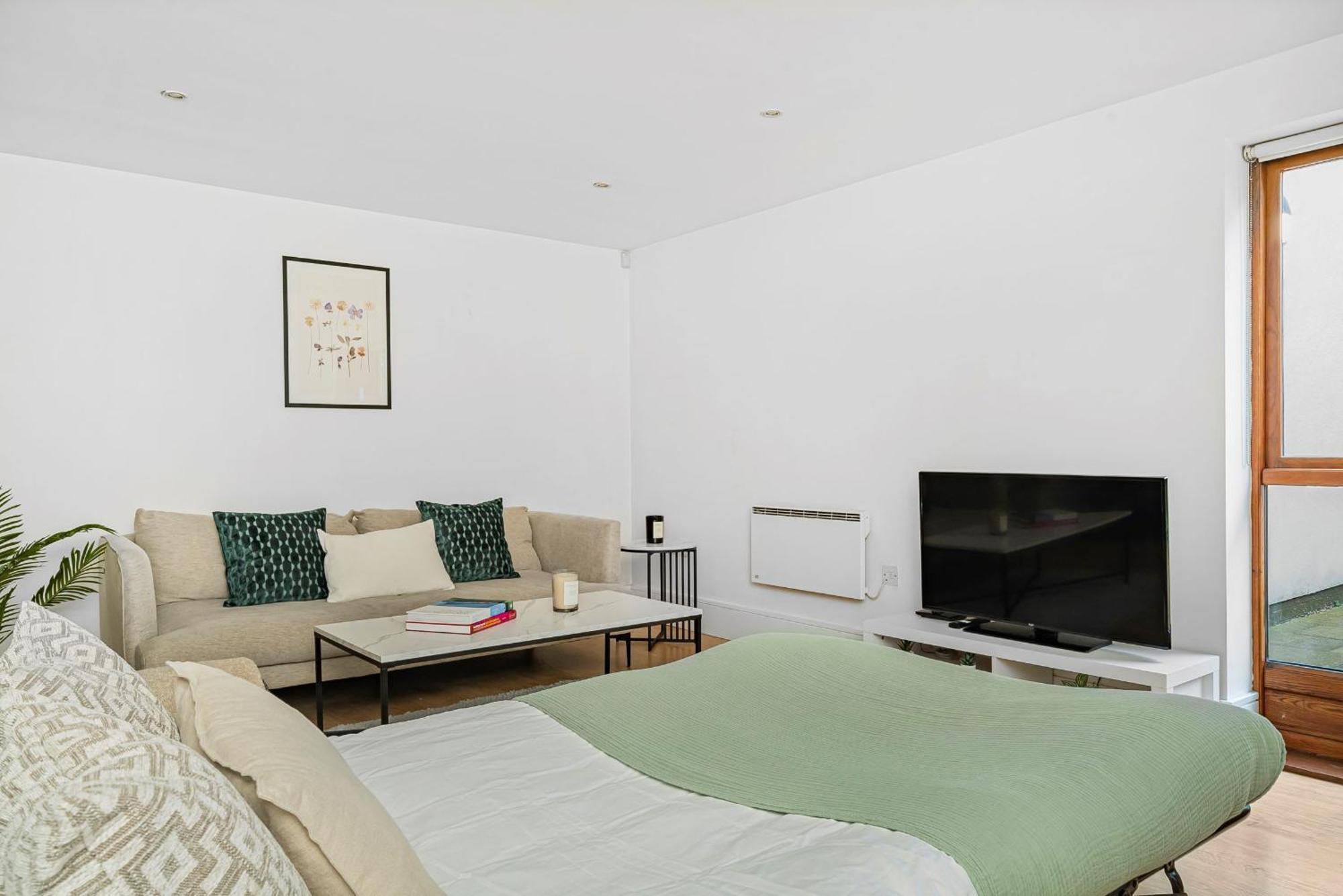 King'S Cross - 2Br With Terrace - Cityapartmentstay Londres Exterior foto