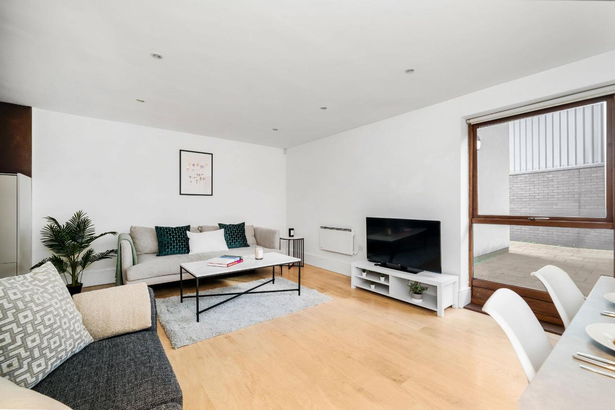 King'S Cross - 2Br With Terrace - Cityapartmentstay Londres Exterior foto