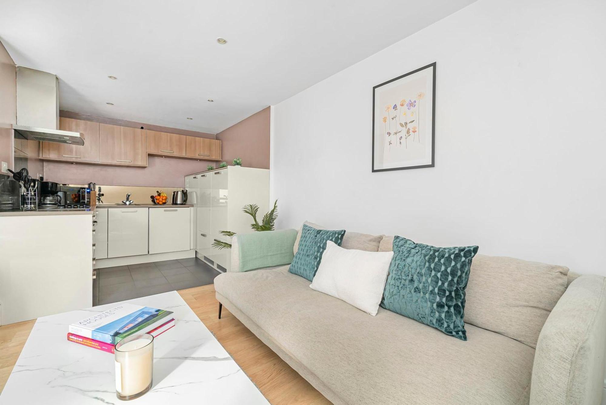King'S Cross - 2Br With Terrace - Cityapartmentstay Londres Exterior foto